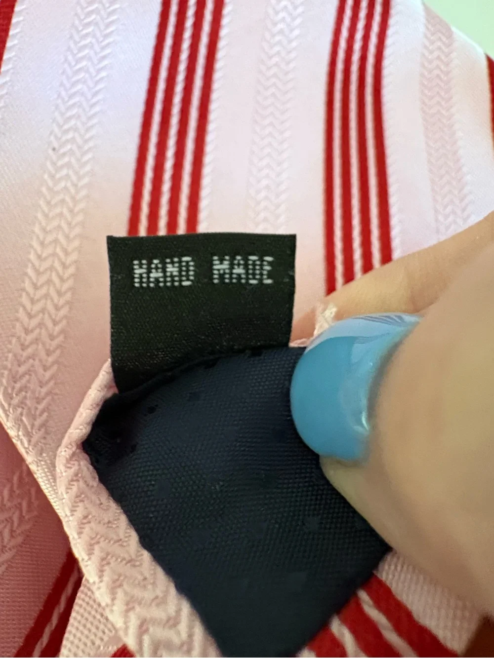 BAMSPANE Classic Men’s Necktie Pink Red White Striped Herringbone Texture NWT